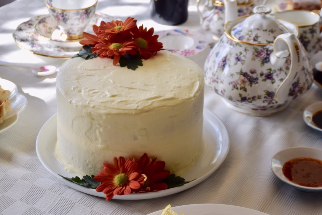 Cake with flowers